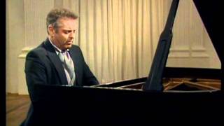 Daniel Barenboim plays Mozarts 18 Piano Sonatas [upl. by Odnamla]