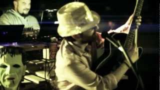 Oasis  So Sally Can Wait Carnaval Caipicompany Molhe 2013 ao Vivo Cover [upl. by Idroj]