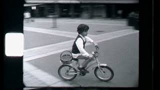 Le Traquenard  Pierrot sur son petit vélo [upl. by Seto]