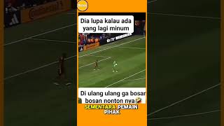 PEMAIN BOLA INI HOKI BANGET [upl. by Ginsberg]