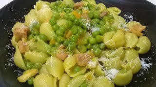 Ricetta Pasta e Piselli Italian Recipe [upl. by Kciregor591]