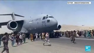 Afghanistan  deux hommes tués par les soldats américains à laéroport • FRANCE 24 [upl. by Nodnahs]