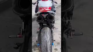 YAMAHA R7 vs R1  Which Sounds The Best with AKRAPOVIČ Exhaust❓yamaha r7 r1 akrapovic shorts [upl. by Sillig]