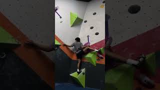 Road to climbing v10  Day 5 climbing bouldering [upl. by Tamberg]