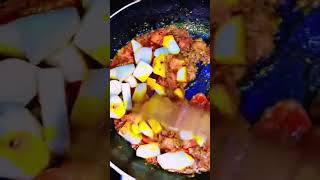 Shimla mirchi aloo tamatar ki taste sabji 🤤🤤ek bar bana kar to dekho 🤤🤤cooking shortsfeed [upl. by Lynda]