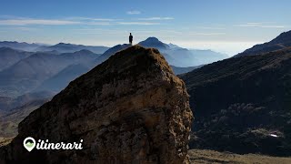 ITINERARI GRIGNONEVITA DA RIFUGISTI E ALPIGIANIVIAGGIO IN VALSASSINALA CASA DEL GLICINE SECOLARE [upl. by Hamilah]