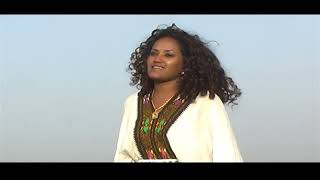 Rahwa Yemaneራህዋ የማነ Kndi billioneyክንዲ ቢልዮነይTigrigna MusicVideo [upl. by Nhojleahcim]