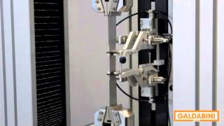 Demonstration of an Automatic Balanced Extensometer on Plastics [upl. by Fromma]