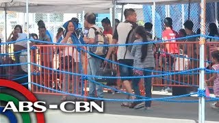 Buhos ng pasahero sa Batangas Port para sa Semana Santa patuloy  Bandila [upl. by Acinomaj568]