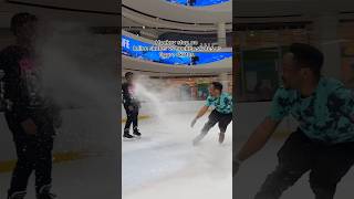 Which skates are better hockey iceskate iceskating figureskating [upl. by Thamos]