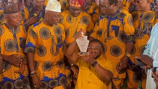 PASUMA DANCE MOVE THAT GOT YINKA AYEFELE SPEECHLESS ON STAGE AS HE RECIEVE AWARD [upl. by Wenona]