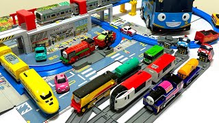 Thomas the Tank Engine and Japanese Train amp Tayo The Little bus Fun Plarail Course [upl. by Hanover]