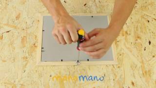 Come appendere un quadro con una lattina  ManoMano IT [upl. by Jay]