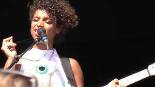 Lianne La Havas quotWeird Fishesquot Cover at Lollapalooza 2013 [upl. by Helms]