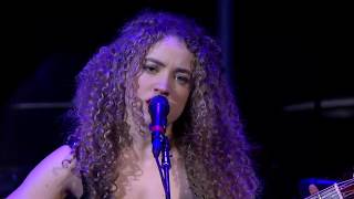 Tal Wilkenfeld quotCorner Painterquot Opening for thewho5803 at Capital One Arena [upl. by Retsel252]