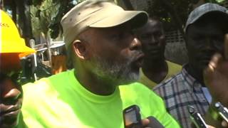 Présidentielles 2015 Eric JeanBaptiste supervise des travaux de voirie au CapHaïtien [upl. by Sialac]