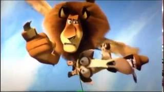 Episodio del helicóptero disparando bananos Madagascar 3 [upl. by Amando]