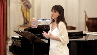 Raffaella Ambrosino Schwanengesang Mahler Franz Schumann Schubert Mozart Brahms Strauss [upl. by Wyne]