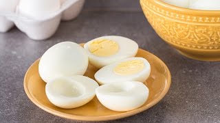 How to Easily Peel HardBoiled Eggs [upl. by Henrion]