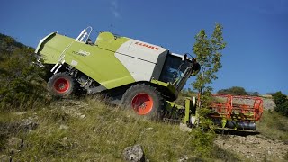 MOISSON DE L’EXTRÊME dans les hautesalpes a 1250 m daltitude CLAAS TUCANO 340 four wheel drive [upl. by Imefulo]