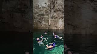 Ruins en Cenote Mexico墨西哥天然井遗址 [upl. by Yorgerg]