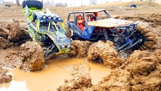 RC MUD Trucks 4x4 Trail — Axial Wraith VS WLtoys 10428 — RC Extreme Pictures [upl. by Tierney]