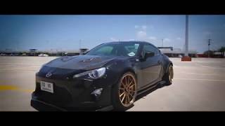 Cosmis Racing R1 wheels Toyota FT86FRsBRZ [upl. by Veriee]