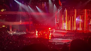 Herzbeben  Helene Fischer Live Festhalle Frankfurt am 03102023 [upl. by Nerad]