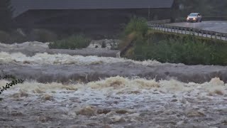 Tag 1 Unwetter in Tschechien  Polen  Österreich führen zu Hochwasser und Schneemassen [upl. by Llerehs]