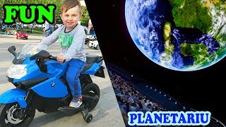 VLOG Planetariu si Distractie cu Masinute si la Topogane Gonflabile [upl. by Retsehc]