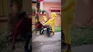 gadi chori 😂😀prank funny comedy shorts [upl. by Nidnal505]