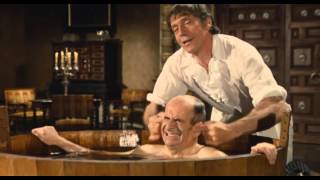 Louis de Funès  La Folie des grandeurs 1971  Ya pas assez de mousse [upl. by Elayne]