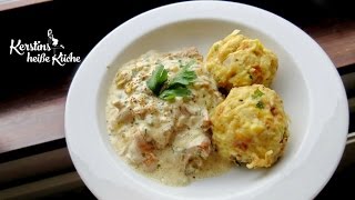 Kerstins heiße Küche Eierschwammerlsoße und Semmelknödel  Pfifferlinge Rezept [upl. by Hniht441]