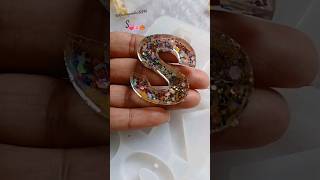 How to make a resin letterdiy art craft resin Meeshoproduct2246 [upl. by Suirauqram]