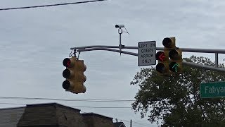 Odd Traffic light in Newark [upl. by Balliol]