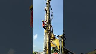 Micropile machine di Jambatan Petron [upl. by Acirahs158]