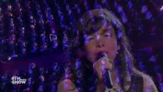 Indila  Tourner dans le vide Live  RFM Music Show [upl. by Aihtela]