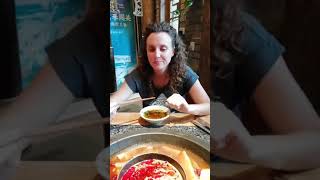 ¿Te atreverías a probar este hotpot en China 🔥🍲 [upl. by Koralle538]