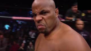 Daniel Cormier vs Derrick Lewis UFC 230 Full HD [upl. by Ecertap]