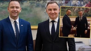 Andrzej Duda spotkał się z Karolem Nawrockim Ekspert zwrócił uwagę na gest prezydenta [upl. by Suhsoj761]