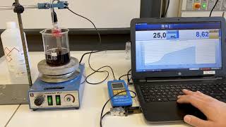 Titration von Cola mit Natronlauge  Aufnahme einer Titrationskurve [upl. by Yaluz973]