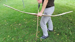 SURVIVAL Bogen selber bauen  Survival Bow Tutorial [upl. by Ellenaej]