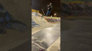 самокат skatepark scoot scootering трюки scootworld трюкинасамокате tricks techteam [upl. by Klimesh]