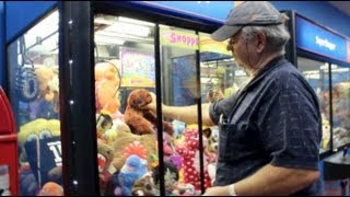 Man vs Claw Watching The Vendor Fill A Claw Machine  JOYSTICK [upl. by Otiv]