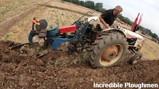 1969 David Brown 780 Selectamatic LiveDrive 27 Litre 3Cyl Diesel Tractor with Ransomes Plough [upl. by Nnaxor]