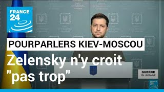 LUkraine va quotessayerquot de négocier avec les Russes sans quottropquot y croire affirme Zelensky [upl. by Anaig]