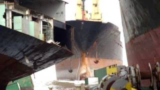 2009 09 03 Alang Scrapping yard Suez Express beaching 6 MOV03055 [upl. by Gunas]