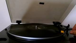 Kenwood KD291R turntable [upl. by Carena]