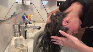 SHAMPOO ASMR TI FACCIO RILASSARE [upl. by Ennailuj]