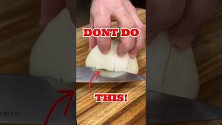 How To Dice an Onyo Onion [upl. by Ahcrop]